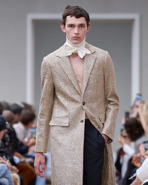 کت گرانقیمت دیور