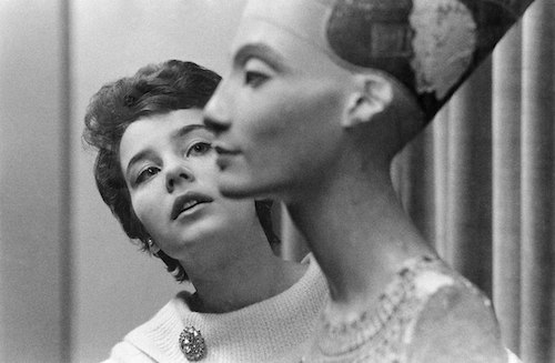 الهامبخشی نفرتیتی