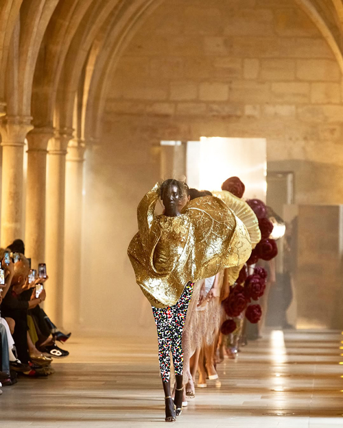 کالکشن «تبدیل شدن به عشق» از راحول میشرا