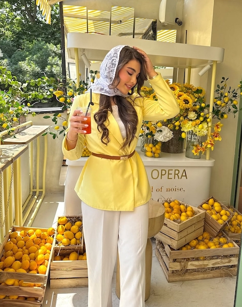 استایل با زرد کره‌ای به پیشنهاد بلاگر‌ها