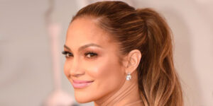 چهره بدون آرایش جنیفر لوپز در ۵۶ سالگی کاربران را متعجب کرد