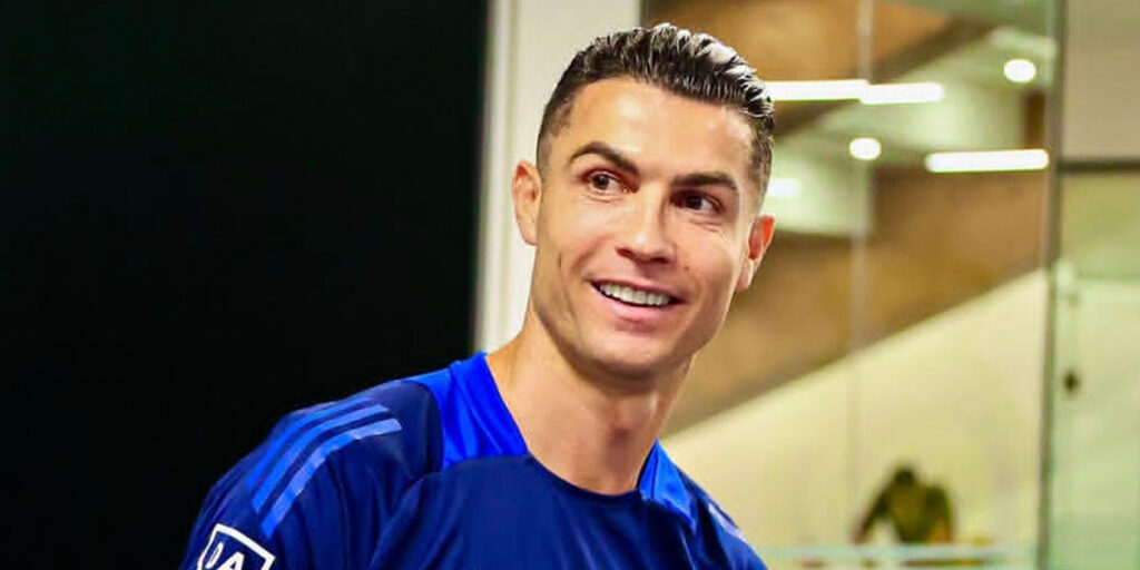 ساعت ۱ میلیون دلاری رونالدو روی مچ دستش همه ما را به حیرت وا داشت!