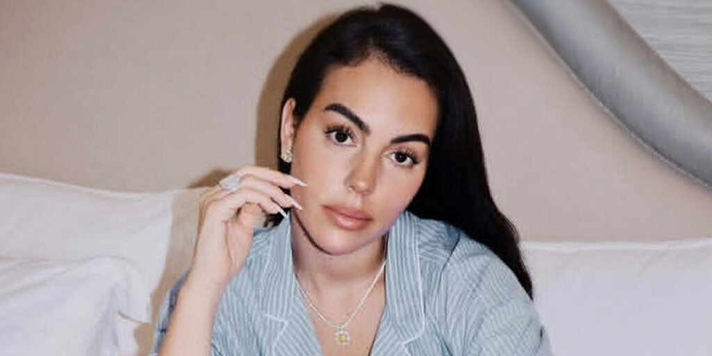 جورجینا رودریگز هم با لباسی از محبوب‌ترین برند این روزها دیده شد