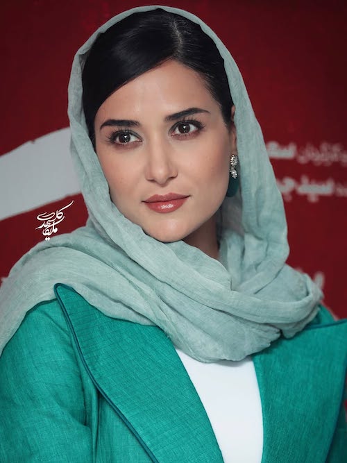 کت و شلوار سبز پریناز ایزدیار