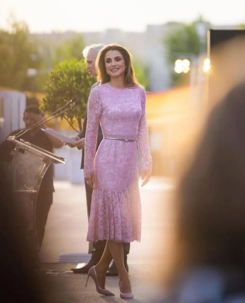 پیراهن‌های گیپوری و خاص دولچه‌ و گابانا