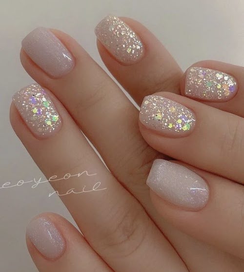 طراحی ناخن اکلیلی