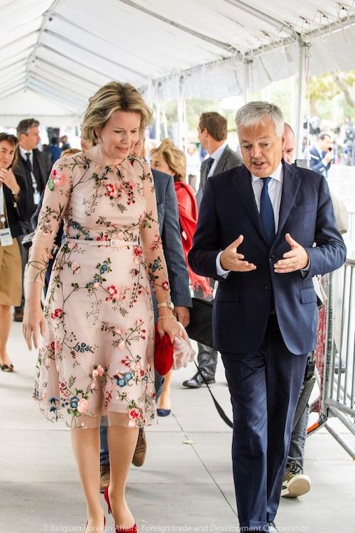 استایل ملکه ماتیلده با پالت رنگی ملایم