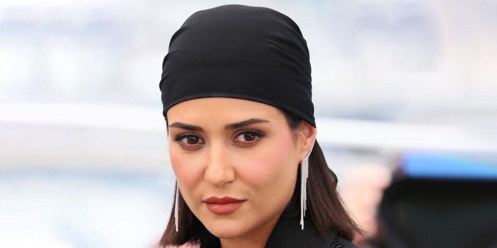 ۴ ترند مهم که پریناز ایزدیار در جدیدترین استایلش به آن‌ها پناه برد