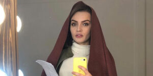 صندل‌های تابستانی ستاره سریال آوای باران در تصاویر جدیدش