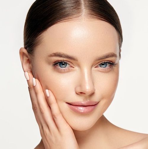 داشتن چهره نچرال و جذاب