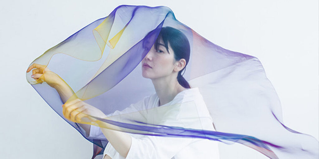 هر متر از این پارچه فقط 5 گرم وزن دارد؛ تصاویر سبک‌ترین پارچه دنیا را ببینید