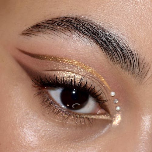 میکاپ چشم متولدین هر ماه