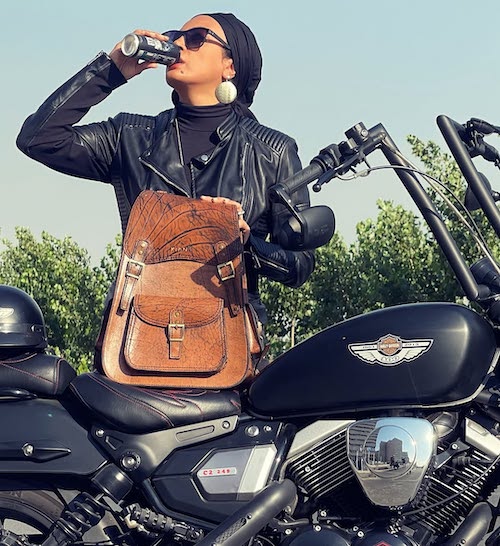 استایل موتورسواری حدیثه تهرانی