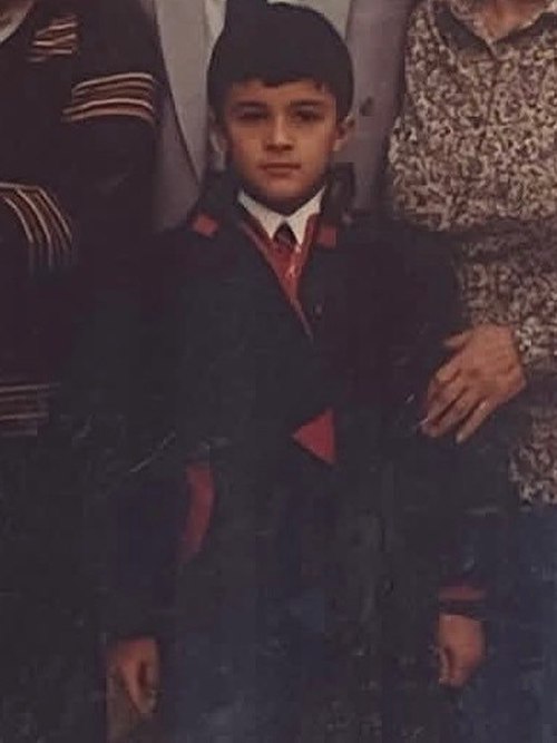 کودکی امیر جدیدی