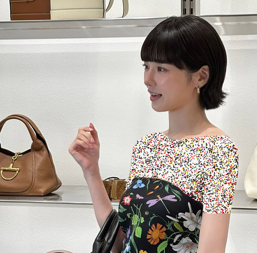 مینی‌اسکارف تاپ‌ها