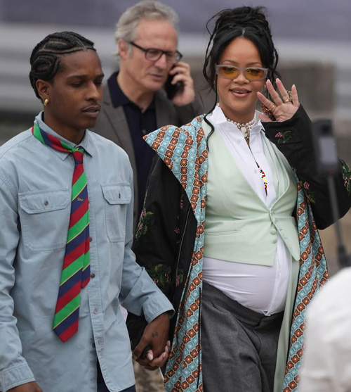 تغییر استاندارد استایل بارداری توسط ریانا