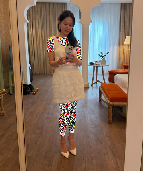 سون یه‌جین روی فرش قرمز جشنواره ونیز ۲۰۲۵