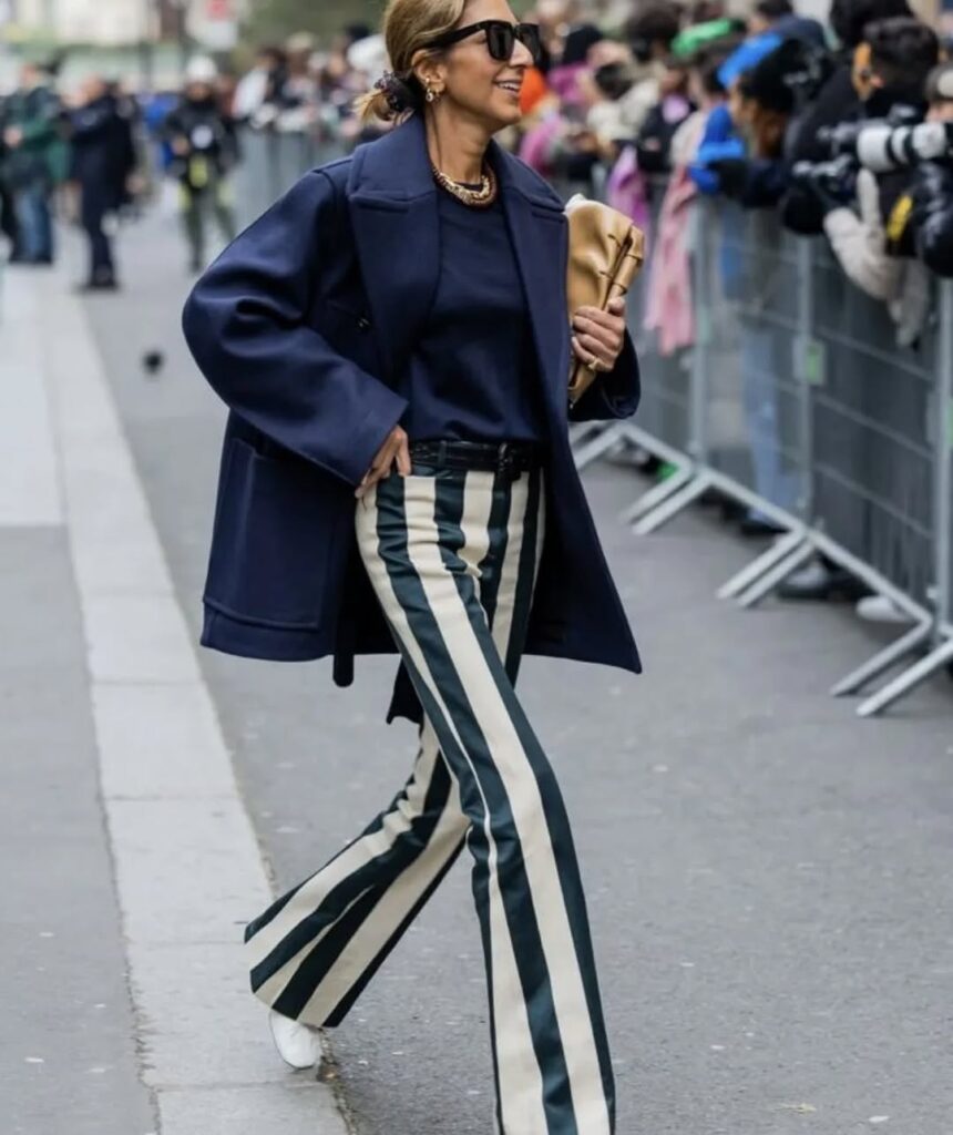 ترند شلوارهای راه‌راه در استایل‌های خیابانی