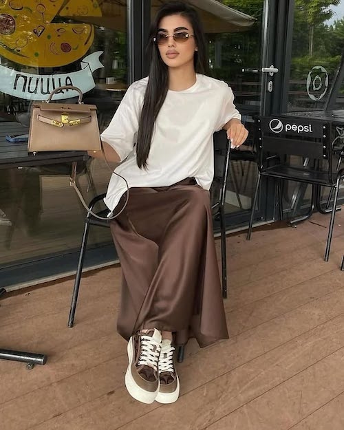 استایل با دامن ساتن