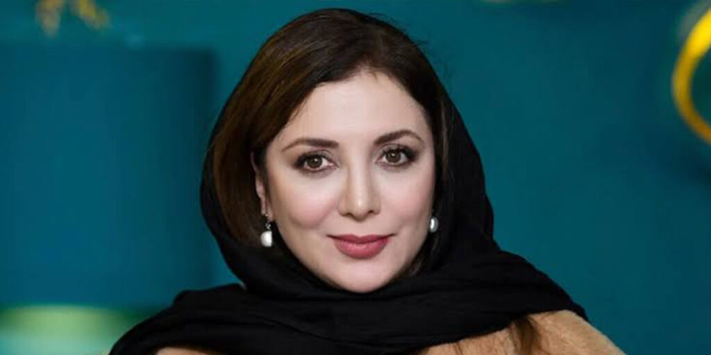 ستاره محبوب جوکر بانوان با این استایل ساده و مرتب در یک مراسم دیده شد