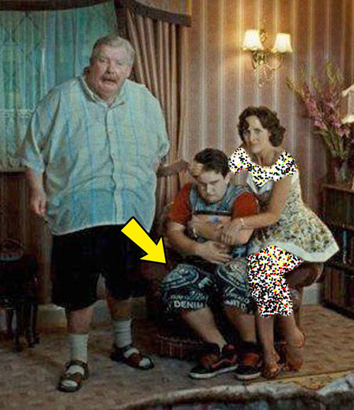 اشتباه در طراحی لباس فیلم‌ها