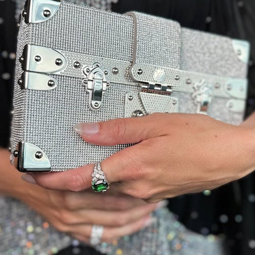 آنا د آرماس در ژاپن