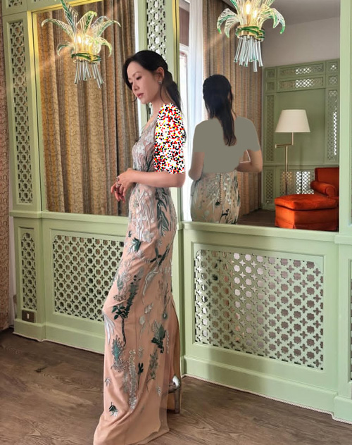 سون یه‌جین روی فرش قرمز جشنواره ونیز ۲۰۲۵