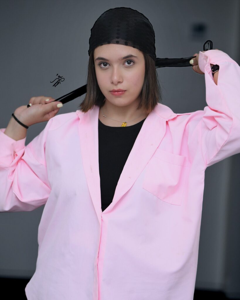 شومیز صورتی نفس بازغی