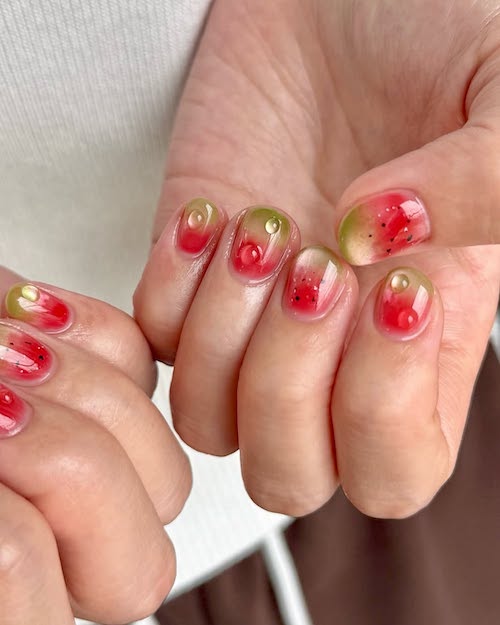 طرح ناخن میوه‌ای