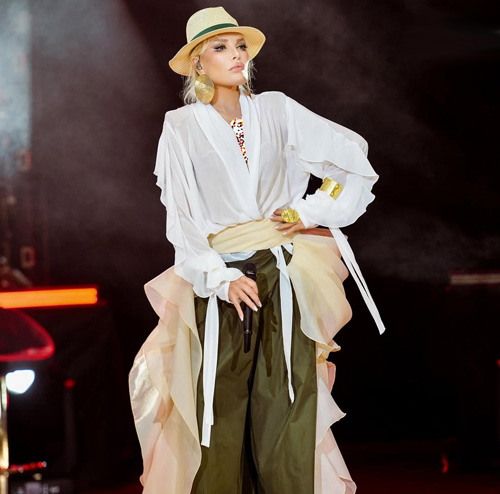 استایلهای رنگارنگ آژدا پکان