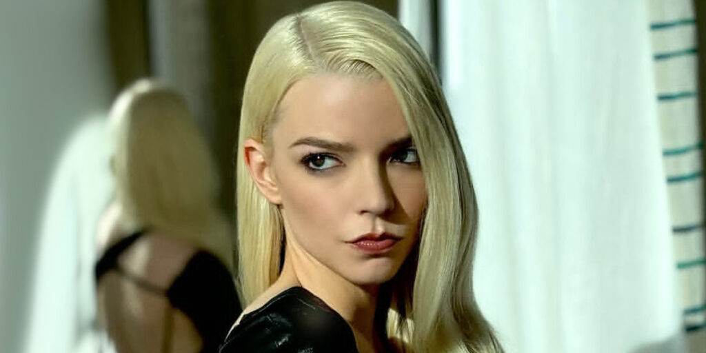 شال آنیا تیلور جوی، نمادی زیبا از هالیوود قدیم