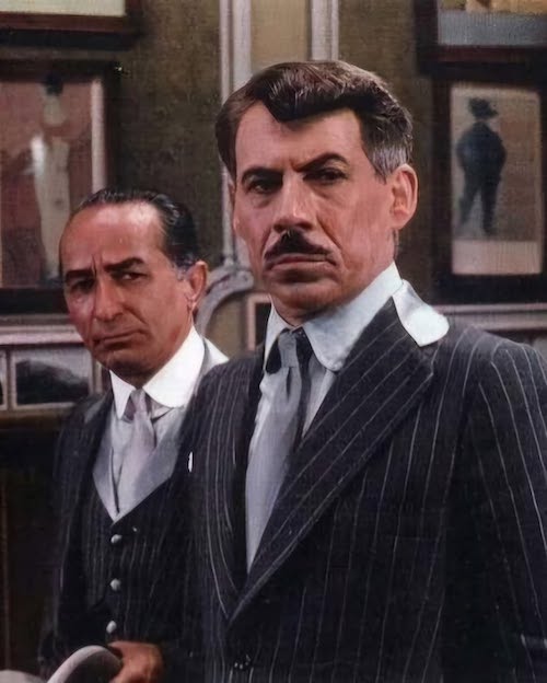 لباس به مثابه روایت در سینمای علی حاتمی