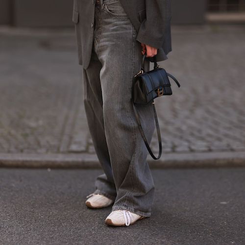 جین خاکستری ترند پاییز ۲۰۲۵