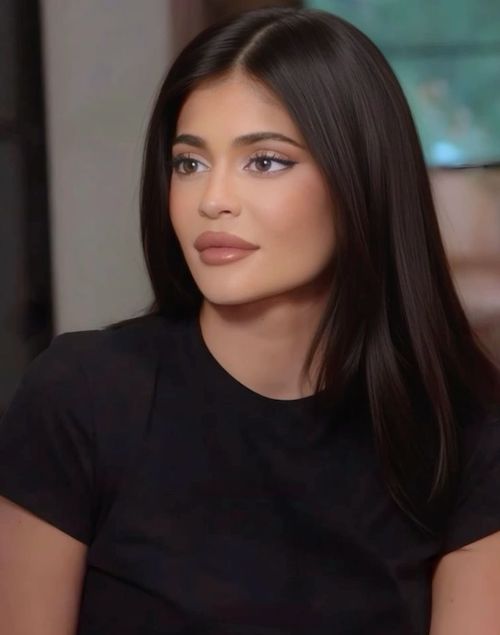 ترندهای کایلی جنر در دنیای مد