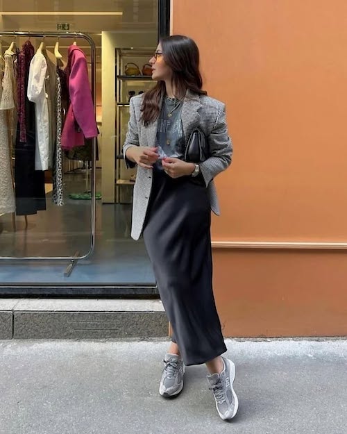 استایل با دامن ساتن