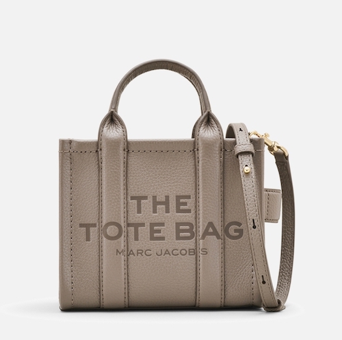 کیف بهاره کیان‌افشار از برند مارک جیکوبز