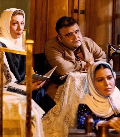 لباس به مثابه روایت در سینمای علی حاتمی