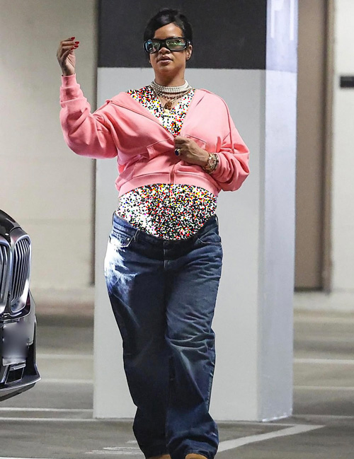 تغییر استاندارد استایل بارداری توسط ریانا