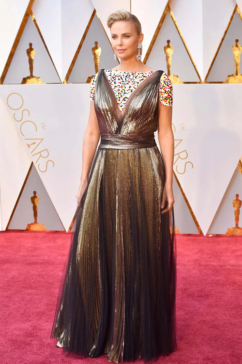 خاص‌ترین استایل‌های شارلیز ثرون