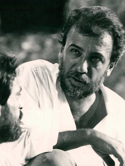 لباس به مثابه روایت در سینمای علی حاتمی