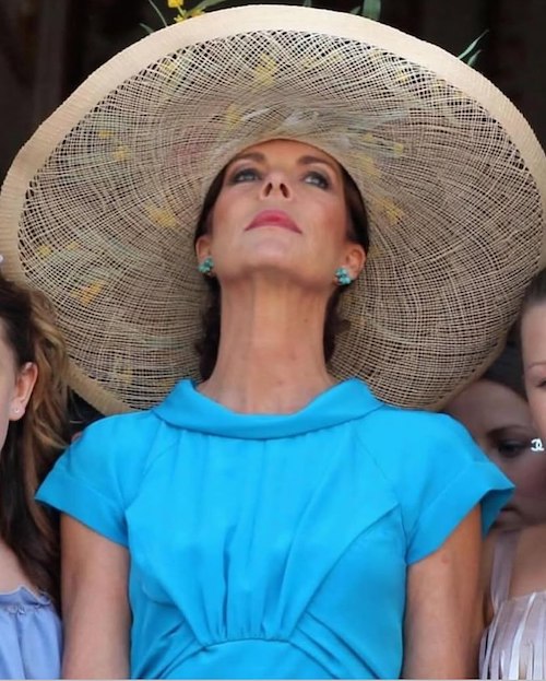 سبک پوشش دختر گریس کلی