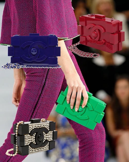 کیف خاص شنل به طراحی لاگرفلد