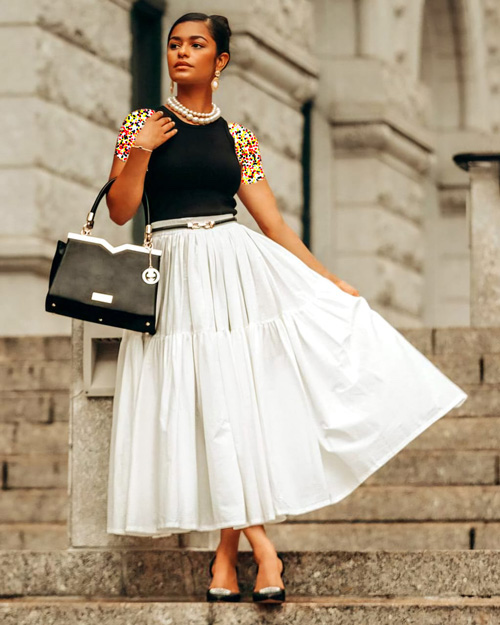 دامن سفید؛ آیتمی کلاسیک و همه‌کاره