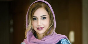 کت و شلوار شیک شبنم قلی‌خانی که می‌توانید از آن الگو بگیرید