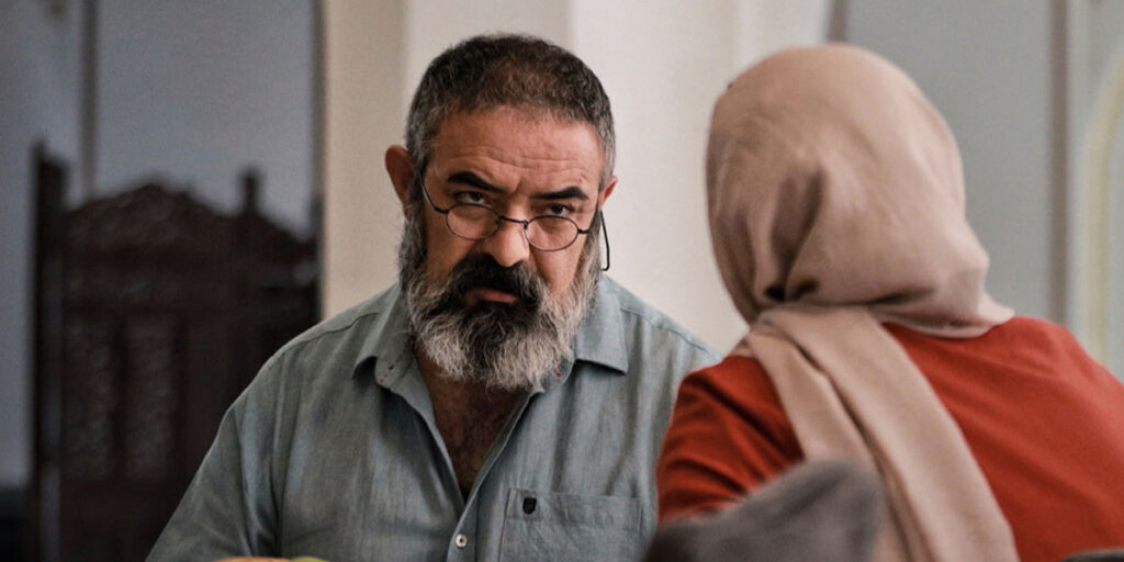 «استاد» از سه شنبه به سینما آنلاین فیلم نت می‌آید