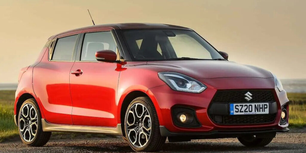 سوزوکی سوئیفت هیبرید؛ هاچ‌بک کم‌مصرف برای ترافیک‌های ایران