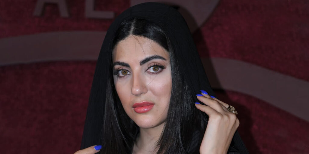 آرایش خلیجی هلیا امامی در تصاویر جدیدش مورد توجه کاربران قرار گرفت