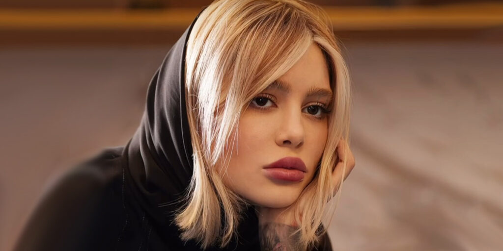 سحر قریشی با استایلی نه‌چندان خاص در یک جشن عربی حضور یافت!