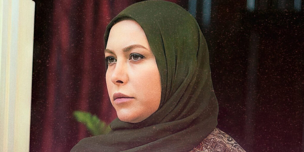 عروسک زشت لبوبو به کیف فریبا نادری هم رسید؛ لاکچری‌بازی به شیوه جدید