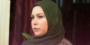 عروسک زشت لبوبو به کیف فریبا نادری هم رسید؛ لاکچری‌بازی به شیوه جدید